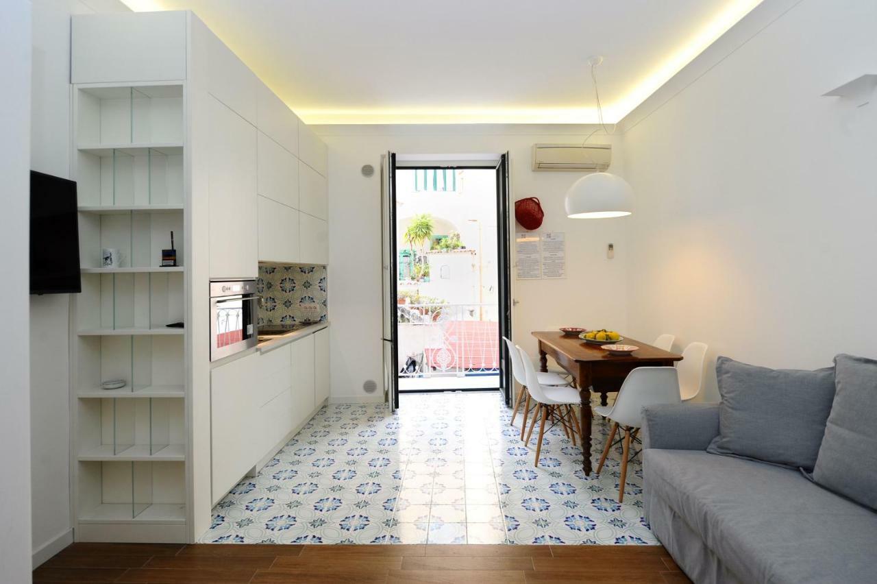 Ferienwohnung Residenza Piccolomini Amalfi Exterior foto
